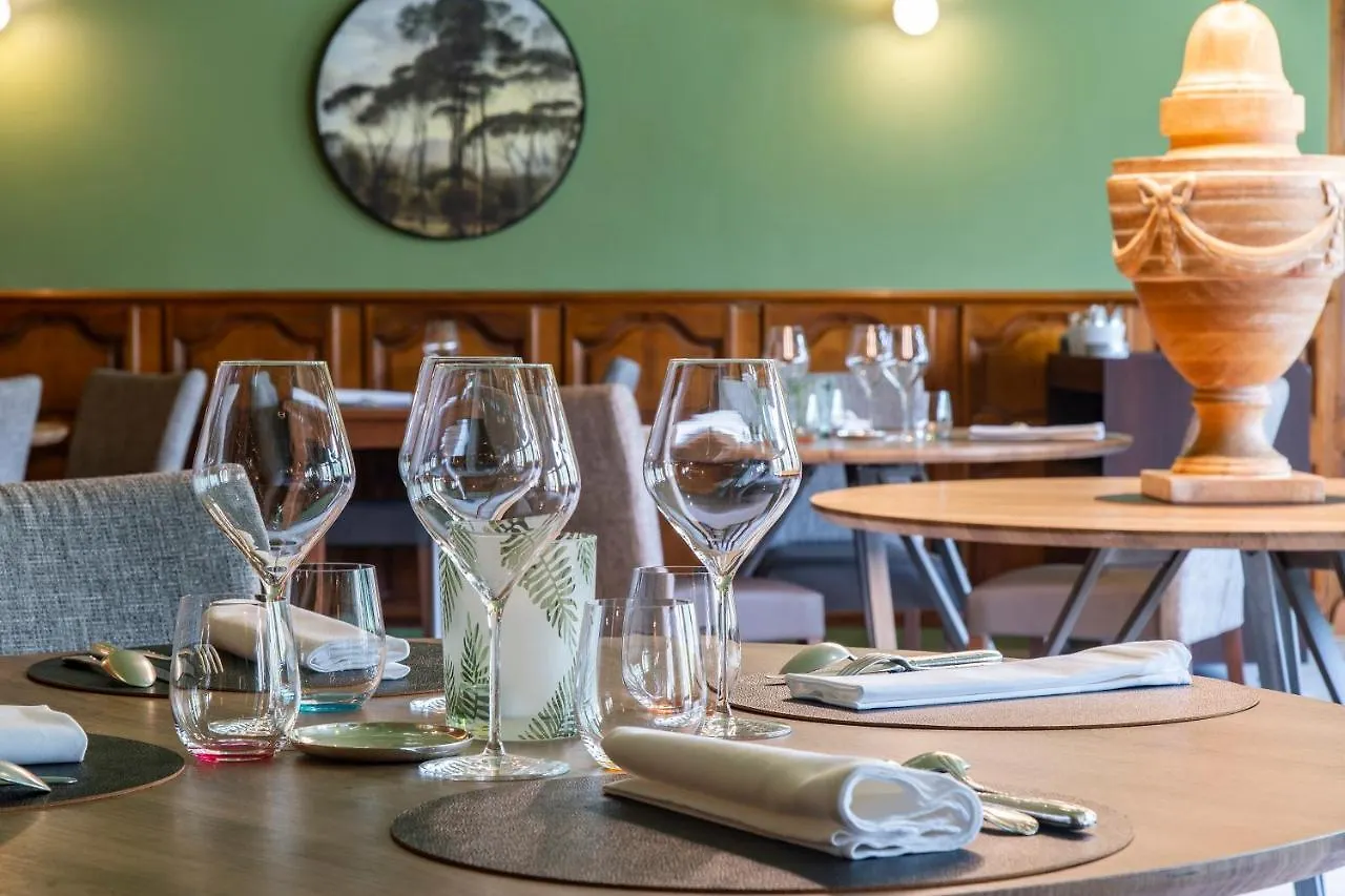 Les Florets Gigondas Hotel